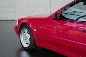 Image 16/50 de Mercedes-Benz SL 500 (1996)