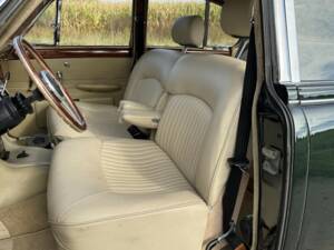 Bild 10/22 von Jaguar S-Type 3.8 (1968)