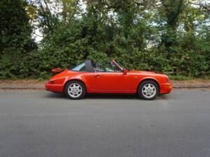 Image 10/23 de Porsche 911 Carrera 4 (1992)