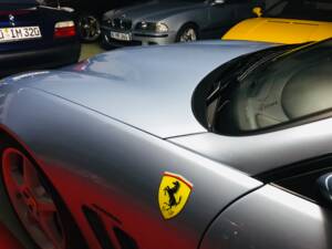 Image 4/4 of Jaguar XKR (2002)