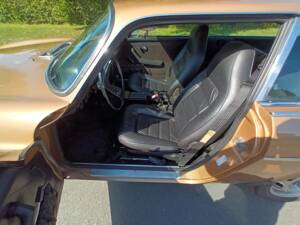 Image 39/73 of Volvo 1800 ES (1972)