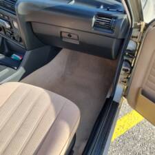 Immagine 12/21 di BMW 318i (1989)