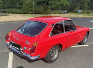 Image 4/13 de MG MGB GT (1976)