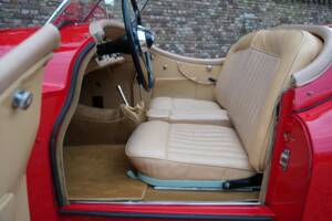Bild 3/50 von Jaguar XK 120 OTS (1954)