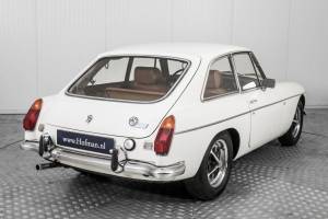Imagen 30/50 de MG MGB GT (1974)