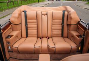 Image 26/29 of Rolls-Royce Corniche IV (1993)