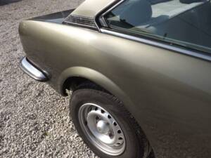 Bild 15/49 von Peugeot 504 Coupé (1981)