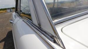 Image 10/36 de Peugeot 404 Coupé (1967)