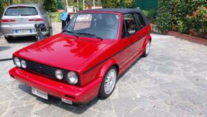 Image 48/55 de Volkswagen Golf Mk I Convertible 1.6 (1990)