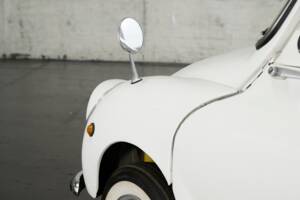 Image 19/48 of Subaru 360 (1970)