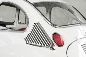 Image 17/48 of Subaru 360 (1970)