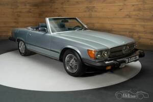 Image 4/19 of Mercedes-Benz 380 SL (1983)