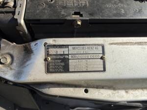 Image 19/29 de Mercedes-Benz SL 280 (1996)