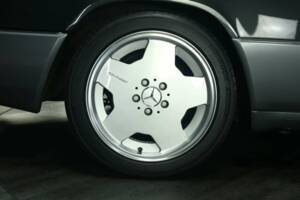 Bild 47/50 von Mercedes-Benz 300 CE-24 3.4 AMG (1993)