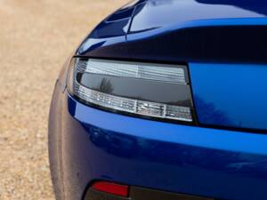 Bild 37/85 von Aston Martin V12 Vantage AMR Roadster (2018)