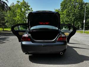 Bild 21/50 von Jaguar S-Type 4.2 V8 R (2004)
