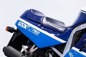 Bild 21/50 von Suzuki DUMMY (1988)