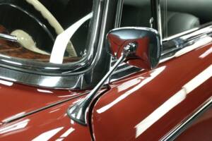 Imagen 47/50 de Mercedes-Benz 220 S (1957)