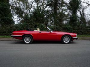 Image 7/20 of Jaguar XJS 5.3 V12 (1989)