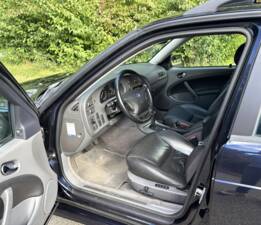 Image 11/33 de Saab 9-5 2.3 Turbo (2002)