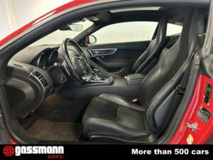 Bild 12/15 von Jaguar F-Type (2018)