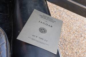 Image 17/40 de Jaguar Type E 4.2 (1966)