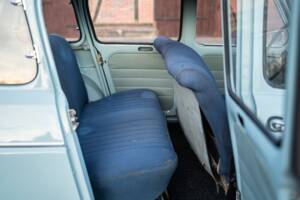 Image 44/66 of Renault R 4 Super (1962)