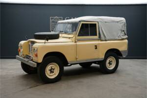 Image 1/50 of Land Rover 88 Lightweight (1973)