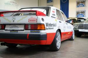 Imagen 18/36 de Mercedes-Benz 190 E 2.6 (1990)