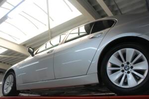Immagine 8/50 di BMW 750i (2007)