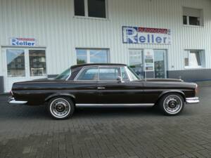 Image 7/21 of Mercedes-Benz 280 SE (1969)