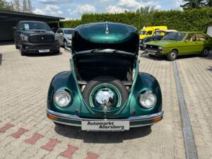 Image 43/92 of Volkswagen Beetle 1600 (1996)