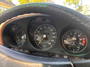 Image 21/56 of Mercedes-Benz 450 SL (1976)
