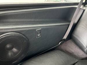 Image 18/28 of Mercedes-Benz G 500 (SWB) (1999)
