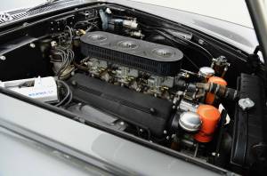 Image 25/50 de Ferrari 250 GTE (1963)