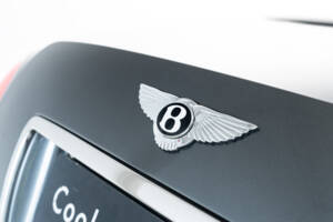 Bild 40/45 von Bentley Azure (2007)