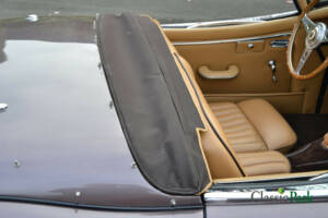 Image 26/50 of Jaguar XK 150 3.4 S OTS (1959)