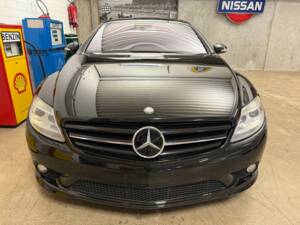 Immagine 4/19 di Mercedes-Benz CL 600 (2006)