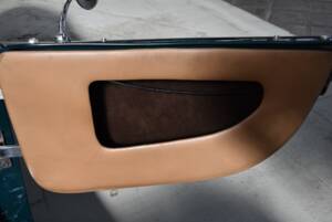 Image 19/39 of Hawk Cobra 289 (1968)