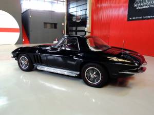 Image 7/15 of Chevrolet Corvette Sting Ray Convertible (1965)