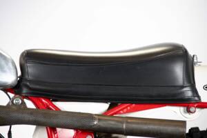 Image 19/50 of CZ 250 (1977)