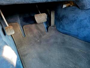 Bild 27/38 von Mercedes-Benz SL 500 (1998)