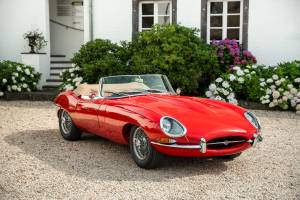 Image 5/33 of Jaguar E-Type 3.8 (1964)