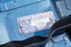 Image 18/56 of BMW 2800 CS (1969)