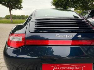 Afbeelding 6/30 van Porsche 911 Targa 4 (2007)