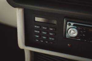 Image 27/34 of BMW 635 CSi (1989)