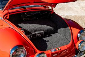 Image 15/41 de Volkswagen Coccinelle 1303 LS (1975)