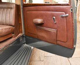 Image 25/50 of Rolls-Royce Phantom III (1937)