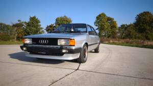 Image 4/94 de Audi 80 CD 5S (1982)