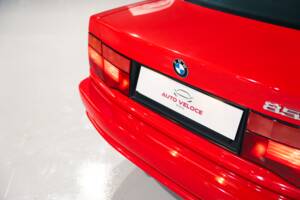 Image 9/33 of BMW 850i (1991)